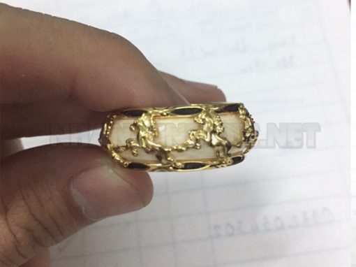 nhẫn vàng hình ngựa 18k