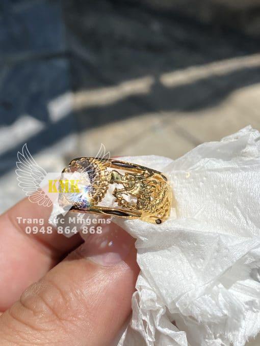 nhẫn rồng vàng đá trắng 18k