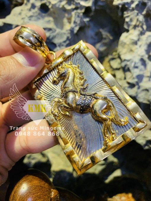 mặt dây chuyền hình ngựa vàng 18k