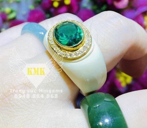 nhẫn nam ngọc lục bảo vàng tây 18k