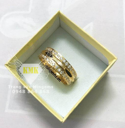 nhẫn lông đuôi voi nữ vàng 18k đính đá CZ trắng