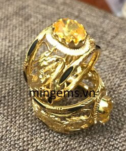 nhẫn nam vàng 18k hình rồng đính sapphire vàng