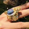 nhẫn long quy đính đá opal vàng 18k