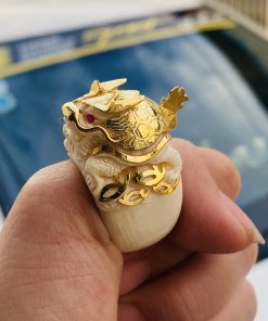 nhẫn long quy vàng 18k