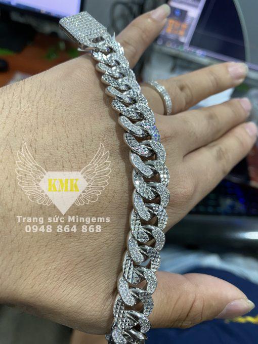 lắc cuban vàng trắng 18k đính xoàn