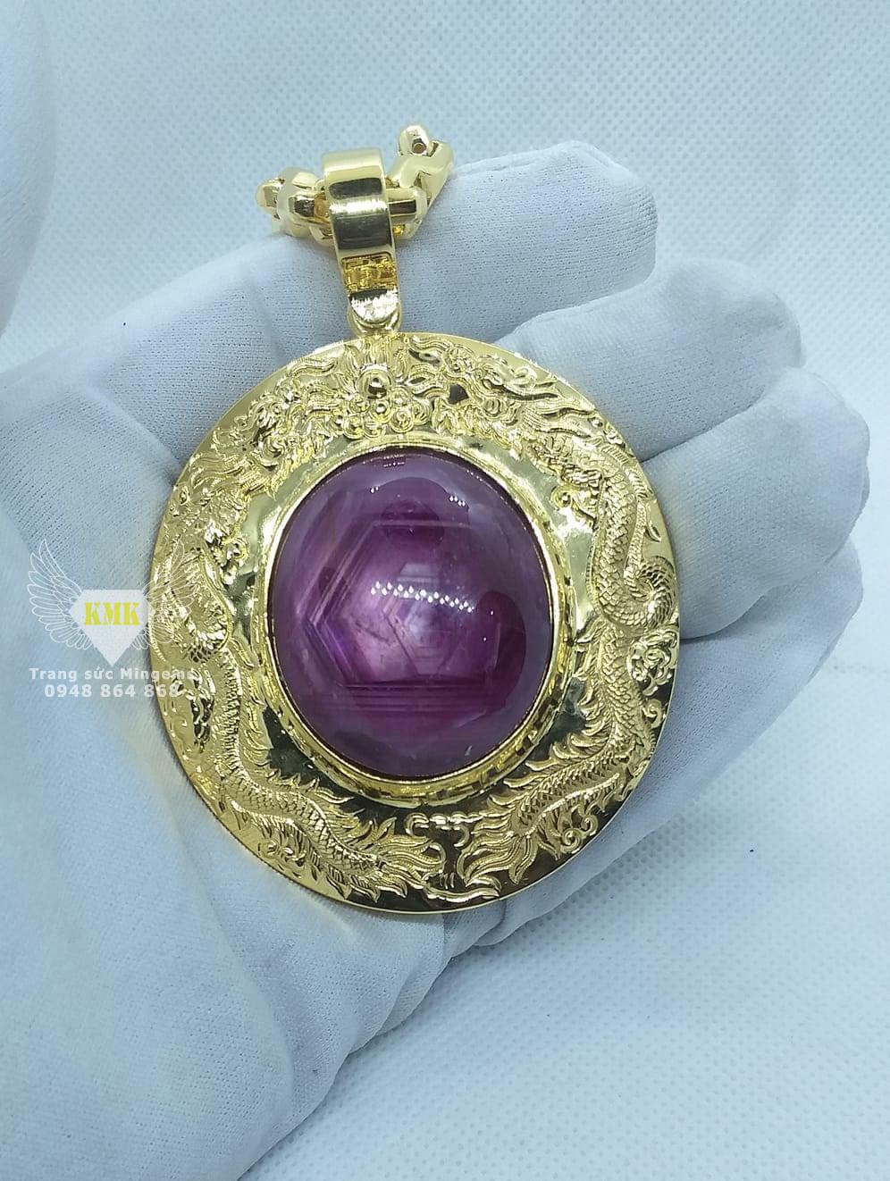 Mặt Dây Chuyền Ruby Bọc Vàng 18k Hình Ovan Khảm Rồng Phượng