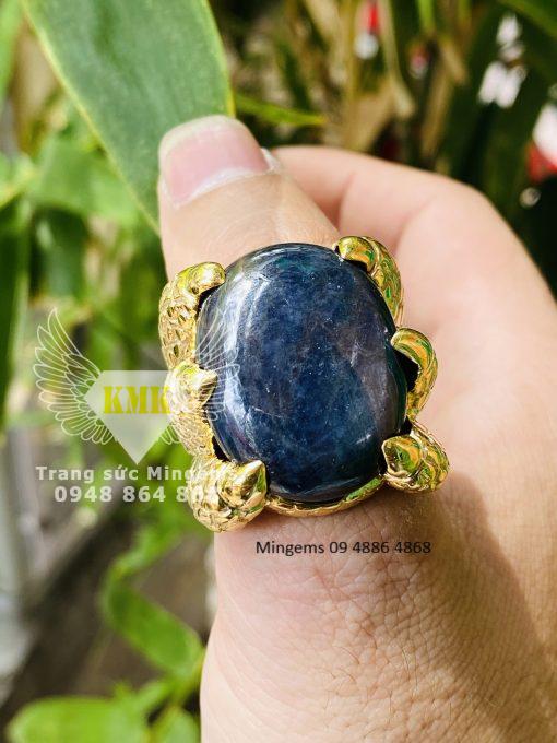 nhẫn vàng nam sapphire xanh ovan 18k