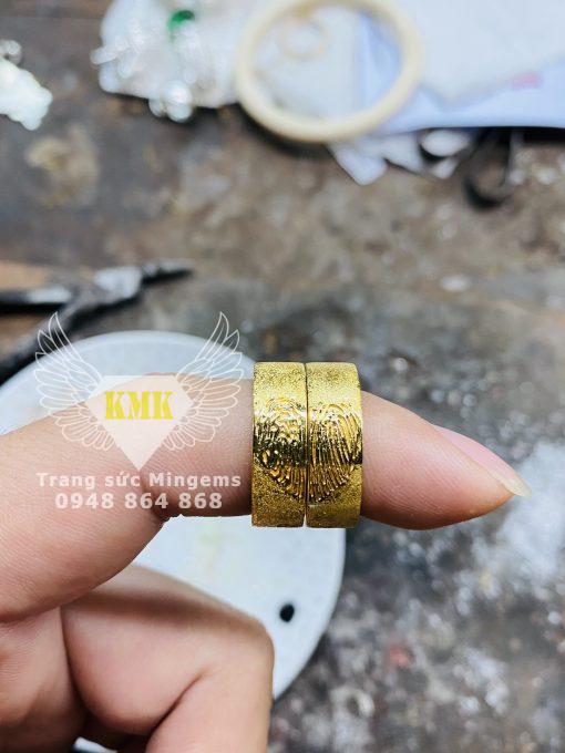 nhẫn cặp khắc dấu vân tay vàng 18k