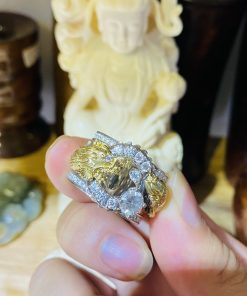 nhẫn vàng 18k đính xoàn Moissanite