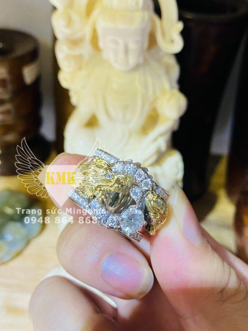 nhẫn vàng 18k đính xoàn Moissanite