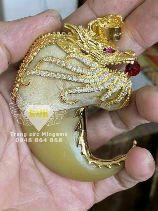 Móng Hổ Bọc Vàng 18k Đính Đá CZ Nổi Bật Và Lạ Lẫm Hình Đầu Rồng Mạnh Mẽ Mingems