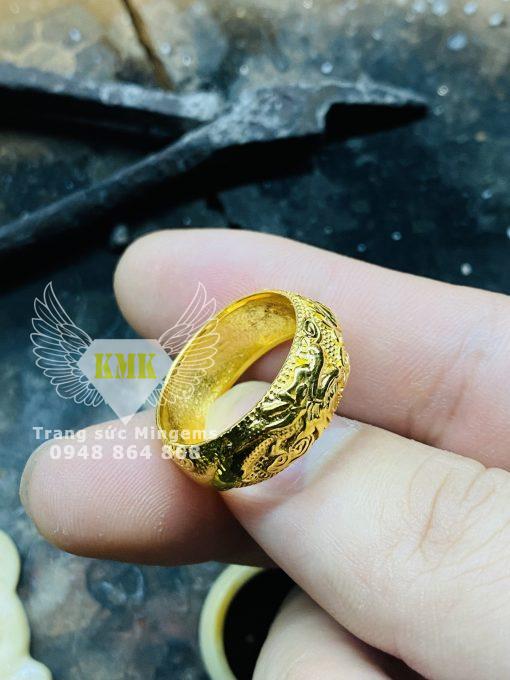 Nhẫn Rồng Cuộn 1,7 Chỉ Vàng 10k Bản 10mm Tuyệt Đẹp Giá Tốt Tại Sài Gòn