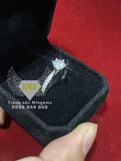 Nhẫn Đính Hôn Kim Cương 6ly Moissanite Vàng Trắng 14k Giá Tốt Mingems