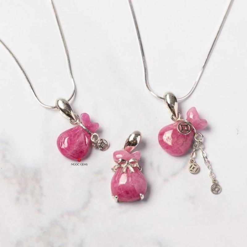 da ruby hợp mệnh hỏa