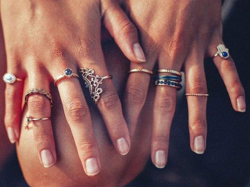 vòng đá phong thủy mệnh Hỏa nữ 1988 ruby, tăng cường năng lượng và thu hút may mắn
