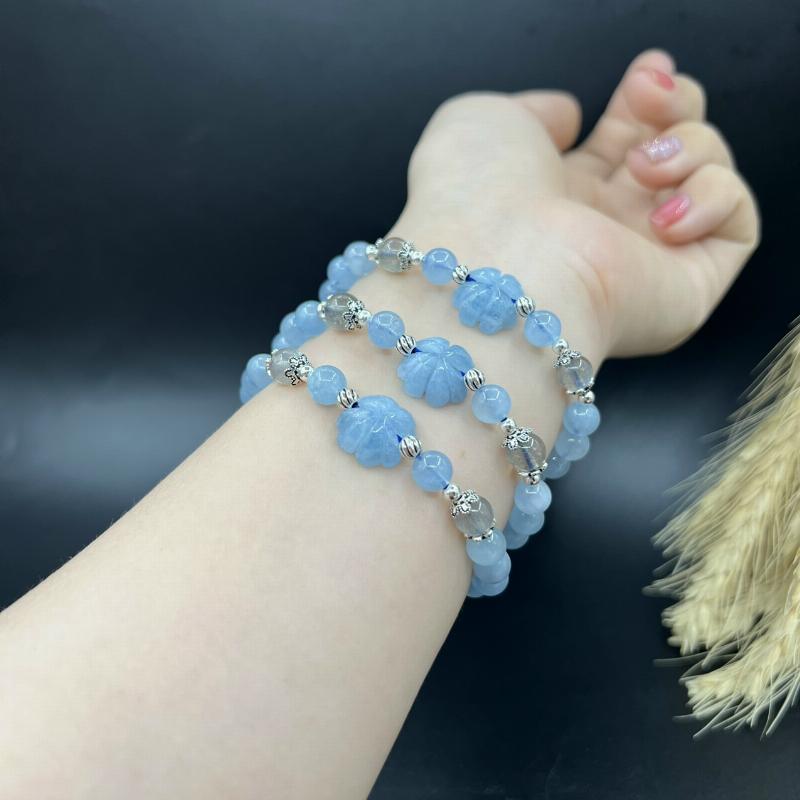 Vòng tay đá Aquamarine cho người mệnh Thủy, biểu tượng của sự bình an và may mắn