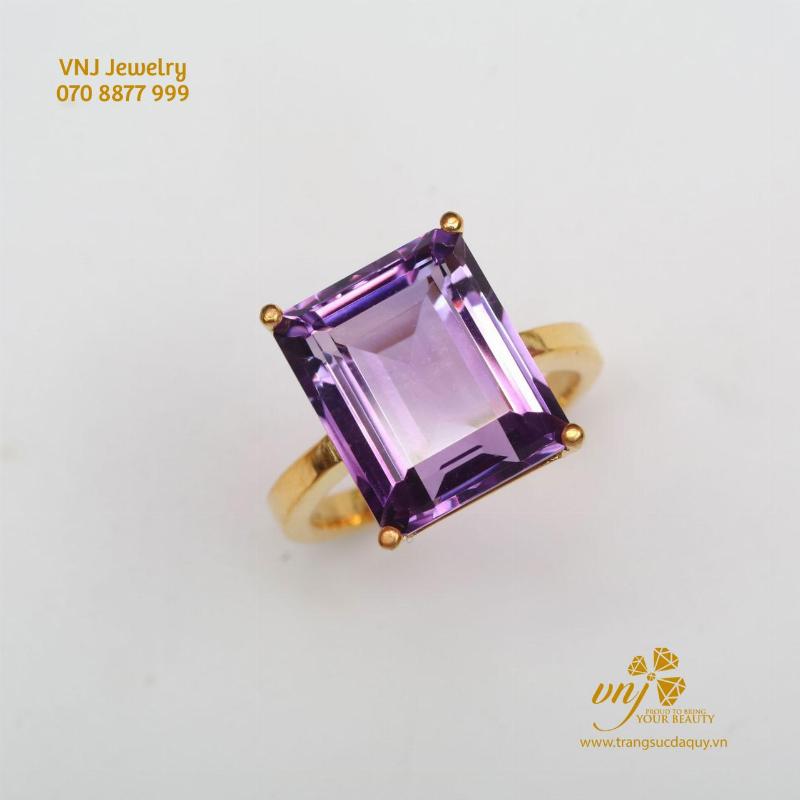 Vòng thạch anh hồng nữ mệnh Kim thiết kế tinh tế, sang trọng
